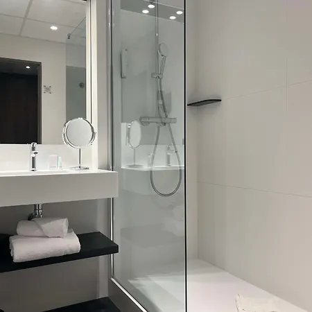 Western Admiral Hotel 4*