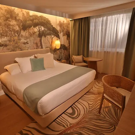 Western Admiral 酒店