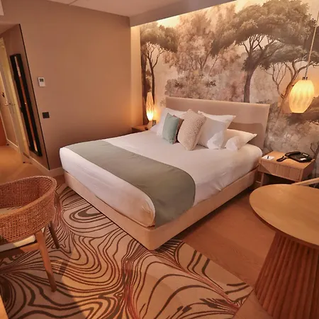 Western Admiral 酒店 拉图尔德萨尔瓦尼