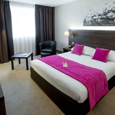 Western Admiral 拉图尔德萨尔瓦尼