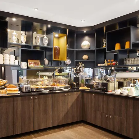 Western Admiral La Tour-de-Salvagny