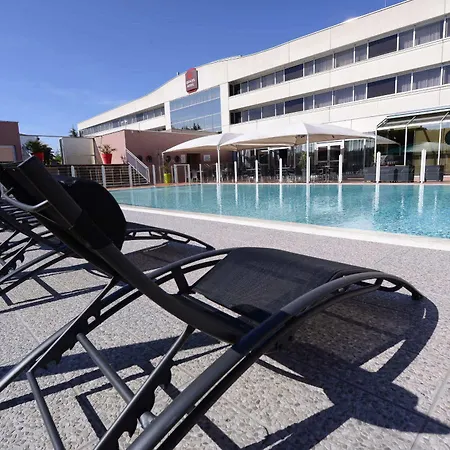 Western Admiral Hotel 4*